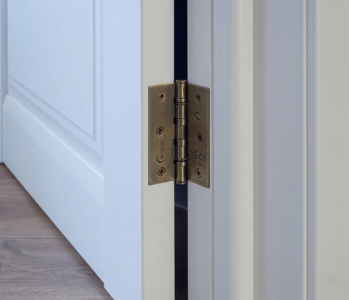 Internal Door Hinges Eclipse 76x52mm Ball Bearing Grade 7, Includes Screws, 1 Pair